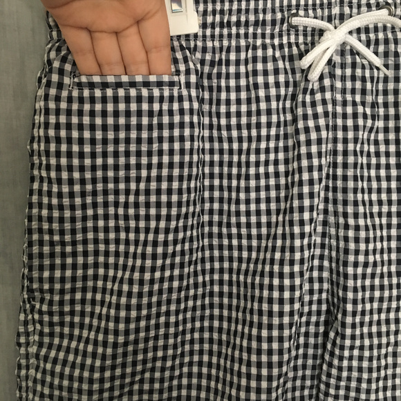 Trunks Surf and Swim co. - Picture 6 of 8